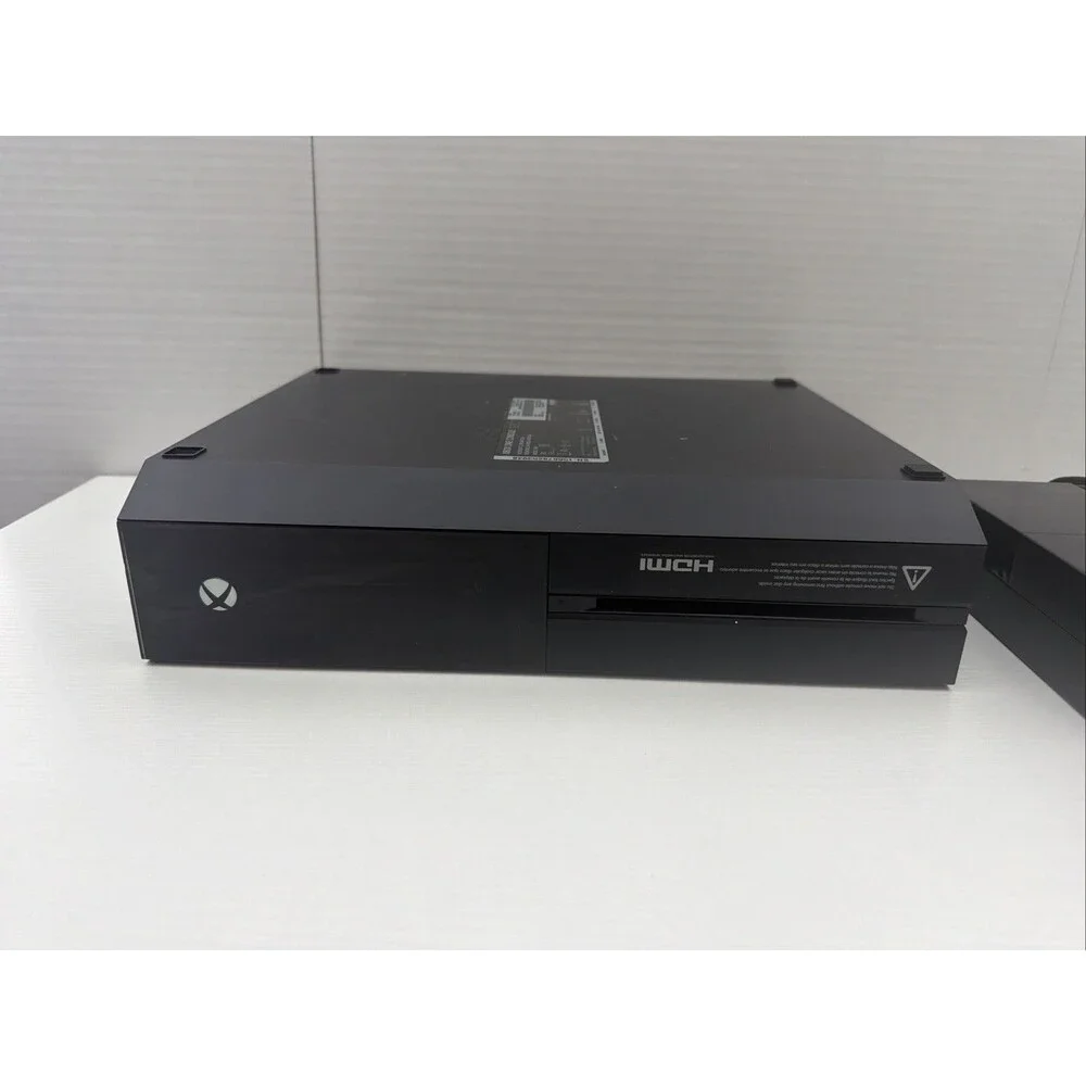 MICROSOFT XBOX ONE - CONSOLE - 500GB - 1540 - Tested w/ Power Supply